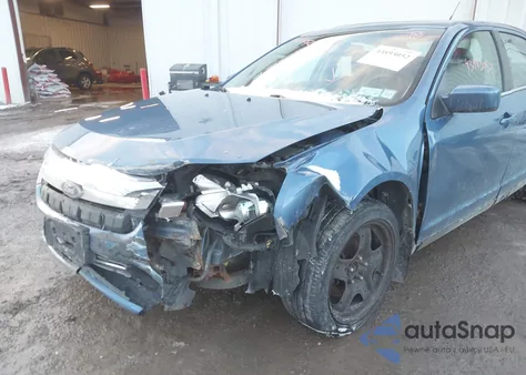 2010 Ford Fusion Se z USA, uszkodzony, nr VIN 3FAHP0HG8AR352346